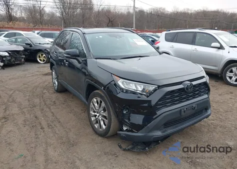2021 Toyota Rav4 Xle Premium z USA, uszkodzony, nr VIN 2T3A1RFV9MW197535